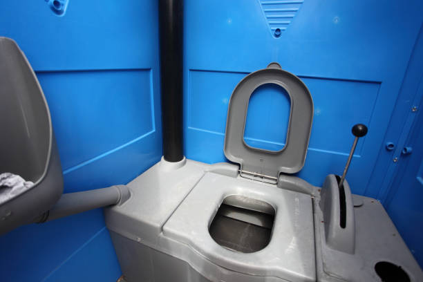 Porta potty delivery and setup in Farr West, UT